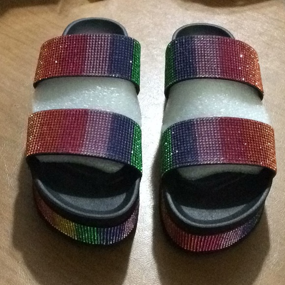 COPY - Cape Robbin Sandals - Picture 2 of 7